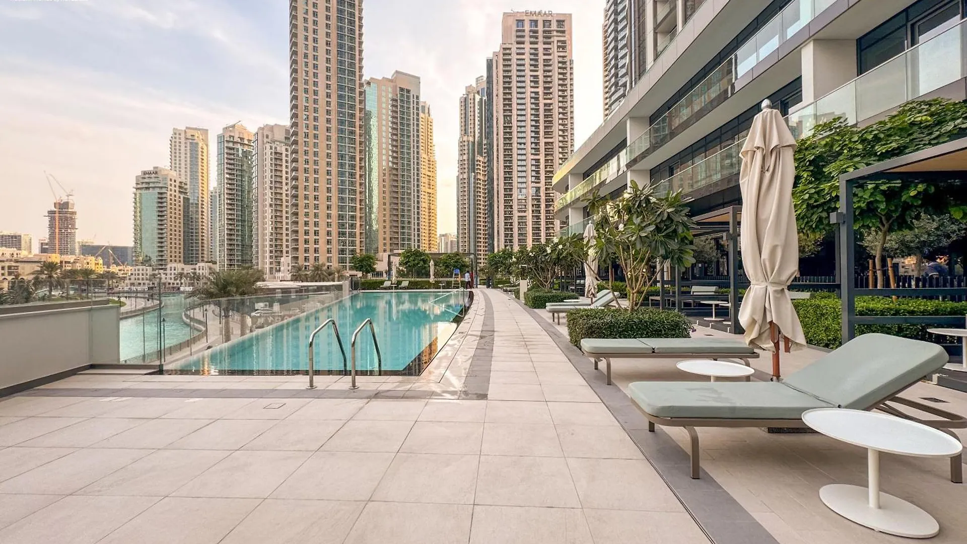 Bnbmehomes - Grande Signature Residences Dubai Apartment