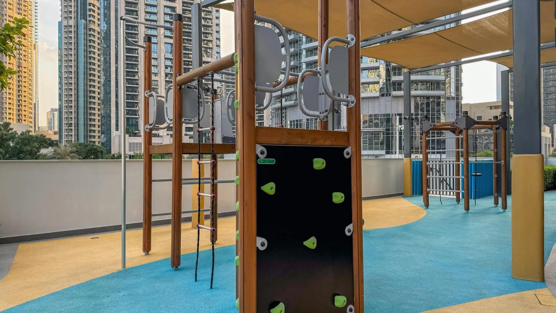 Bnbmehomes - Grande Signature Residences Dubai Apartment
