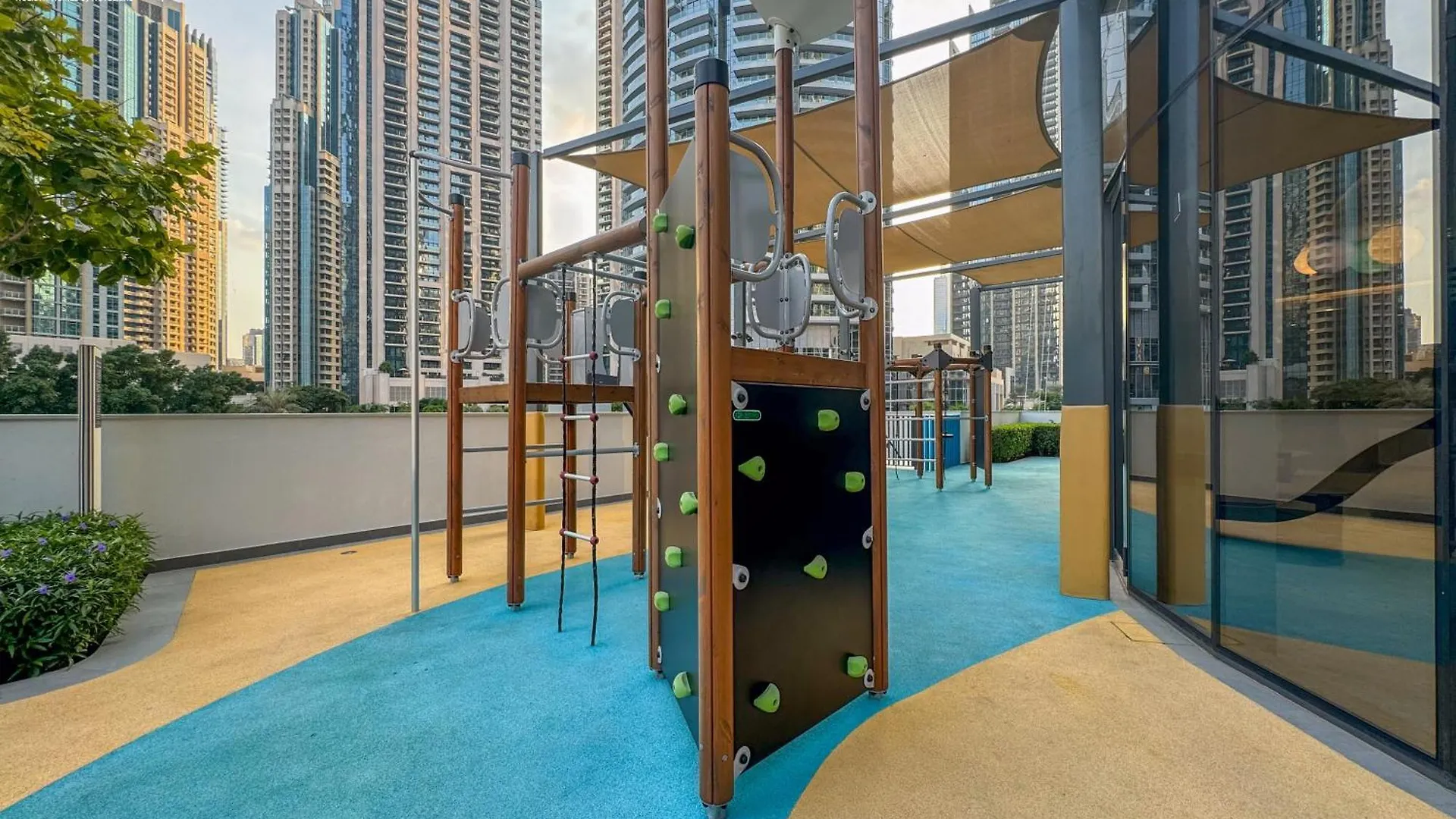 Bnbmehomes - Grande Signature Residences Dubai Apartment